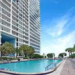 Some Like It Hot! Miami Skyline & Water Views 4Br